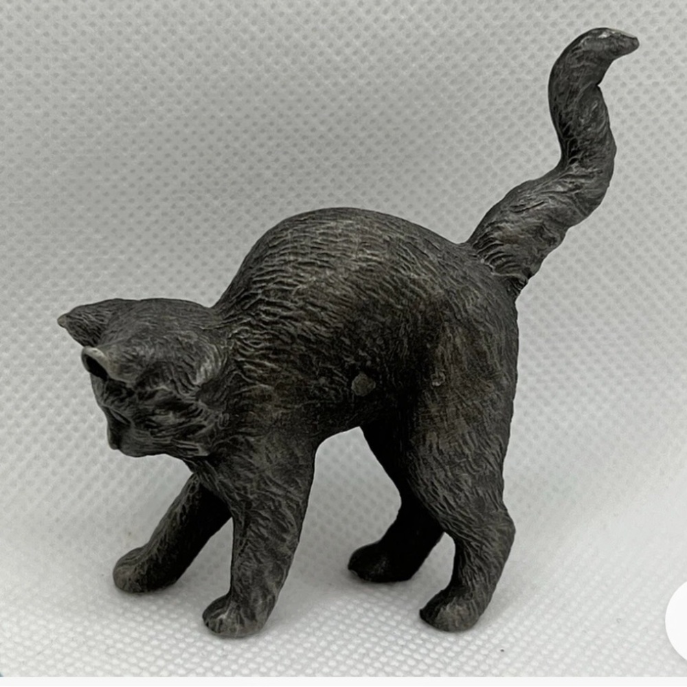 Bin 13 Franklin Mint American Pewter Curio Cabinet Cat Figurine 1986
